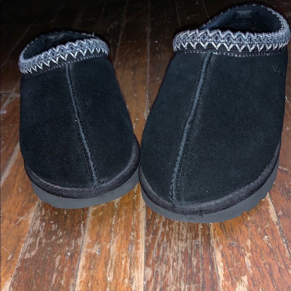 Black Womens Tuscan Ugg Slippers